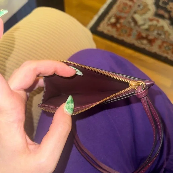 Like new Balenciaga wallet - Picture 2 of 3